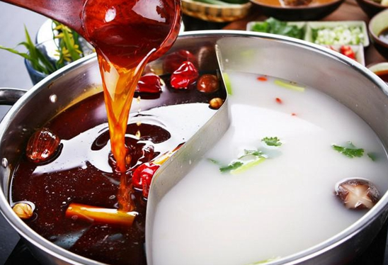 紅海一片的火鍋業(yè)，還有哪些機(jī)會和創(chuàng)新點(diǎn)？|餐飲界