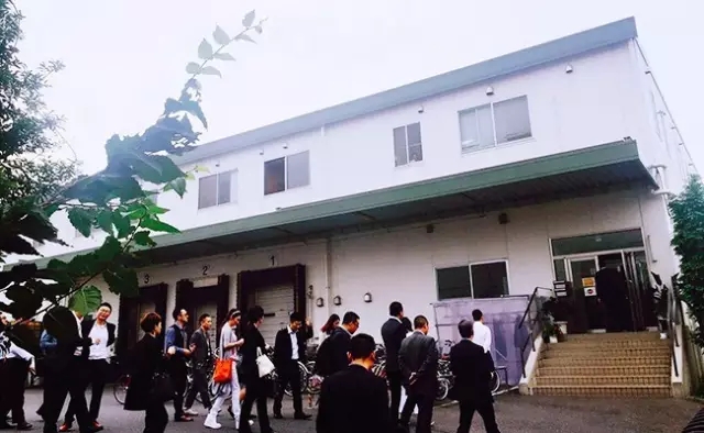 從日本回來，我為什么攔著你別跳中央廚房這個(gè)坑