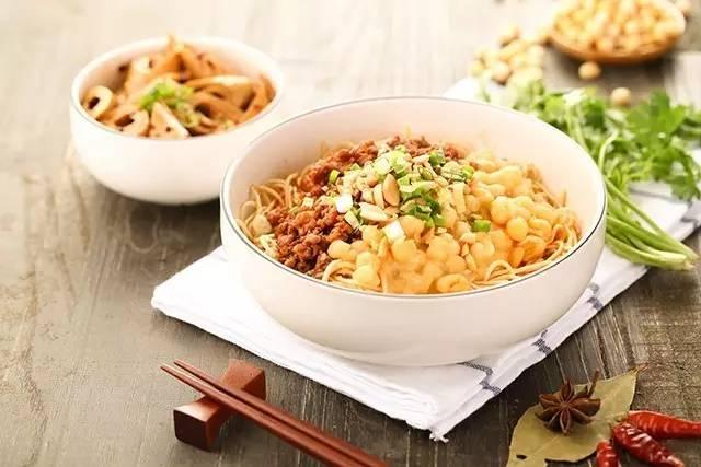 遇見小面再獲2500萬注資，一碗小面2年四次融資秘密何在？|餐飲界