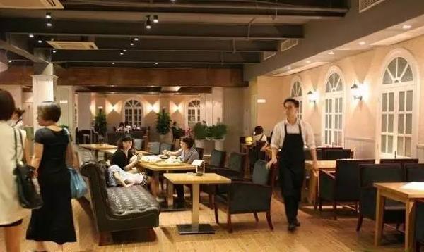 這家“潮”餐廳做到整個城市為之“瘋狂”，背后的秘密竟是這樣！|餐飲界