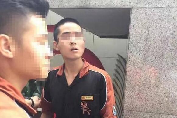 顧客催拿餐牌被服務員打？餐廳做到這樣才不會被投訴|餐飲界