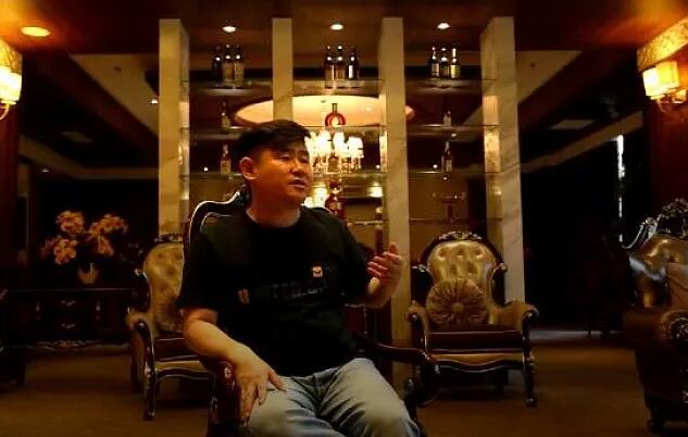 從車庫賣烤鴨到做外賣年入3億，揭秘金百萬新三板背后的舍棄與思考|餐飲界