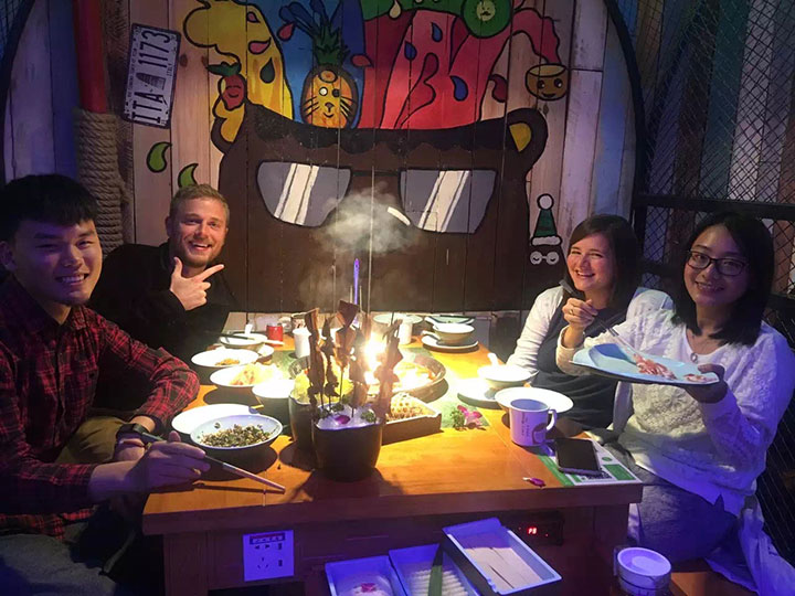 知道你抵擋不住火鍋的誘惑，一份美食大餐免費(fèi)送給你