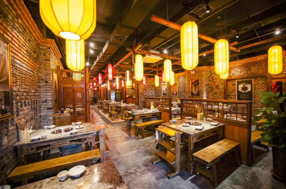 開(kāi)店2年虧掉1套房，他看透了餐飲5大模式，才發(fā)現(xiàn)選了最糟糕的那種！|餐飲界