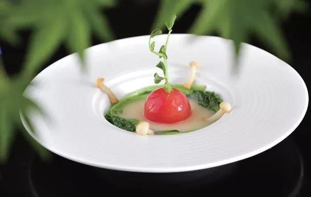學(xué)會(huì)這幾招，手機(jī)也能拍出驚艷的美食照片|餐飲界