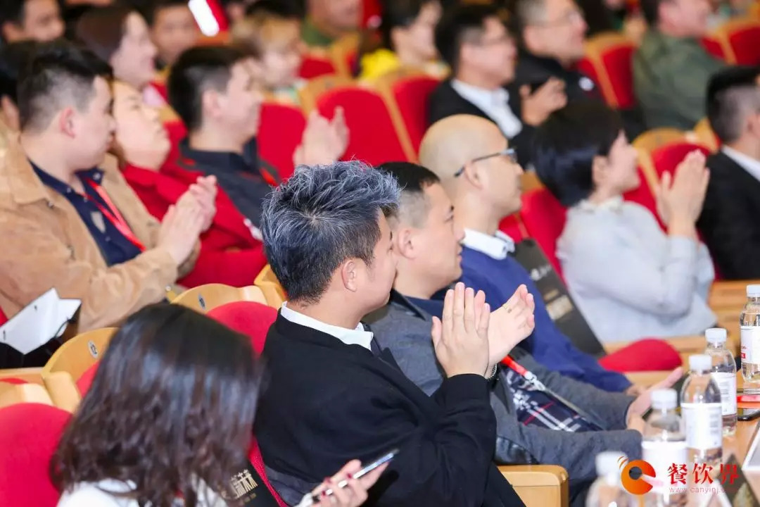 2018餐創(chuàng)新未來（青島站）完美落幕，看行業(yè)大佬都講了哪些干貨？|餐飲界