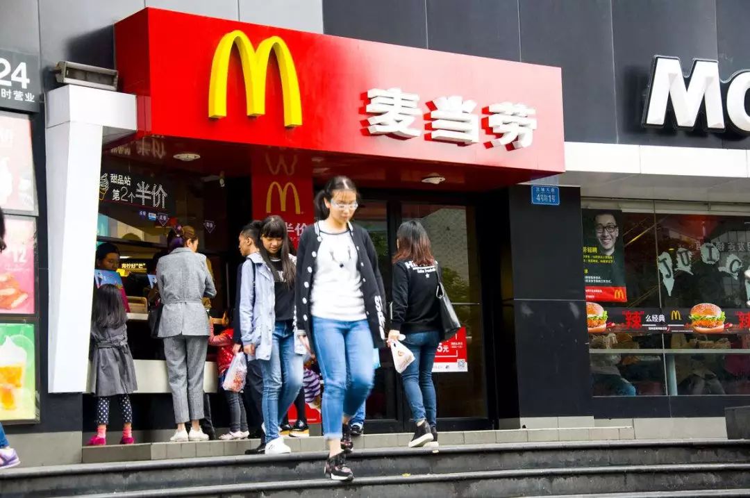 麥當(dāng)勞因多說一句話，營業(yè)額提升幾個(gè)億，干餐飲少了“套路”可不行！|干貨|餐飲界