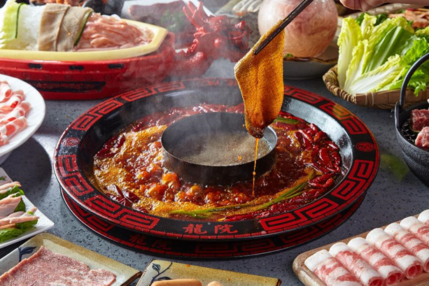 龍院老火鍋，東灶餐飲12年匠心之作，舌尖上的川粵美食|餐飲界