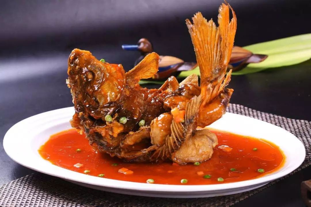  “八大菜系”之首名不副實(shí)？學(xué)習(xí)刀工就要耗時(shí)9年，匠心和傳承永不沒落|餐飲界