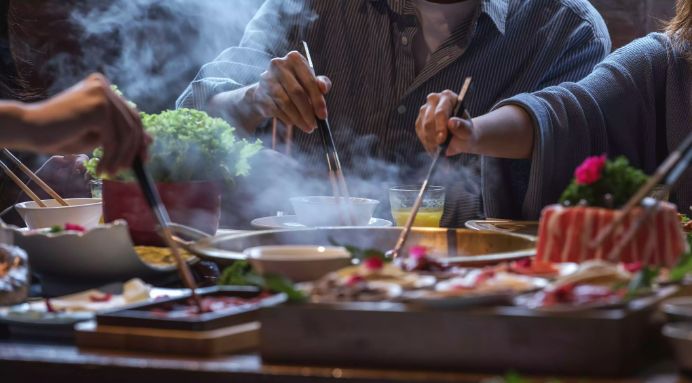 疫情之下，安全成為第一訴求，餐廳如何應對？|餐飲界