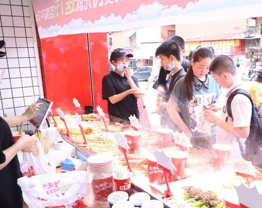 用微信可直接點(diǎn)外賣，騰訊推出企業(yè)推幫餐館自動(dòng)攬客