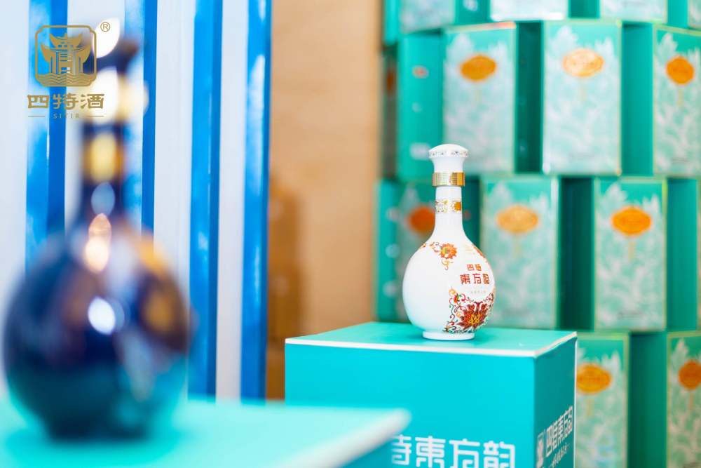 探秘豐富多彩的江西春節(jié)習(xí)俗，品味四特酒里的家鄉(xiāng)味