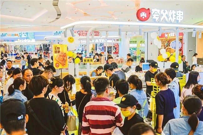 累計融資5億元，2024年開3000店，夸父炸串底氣何在？
